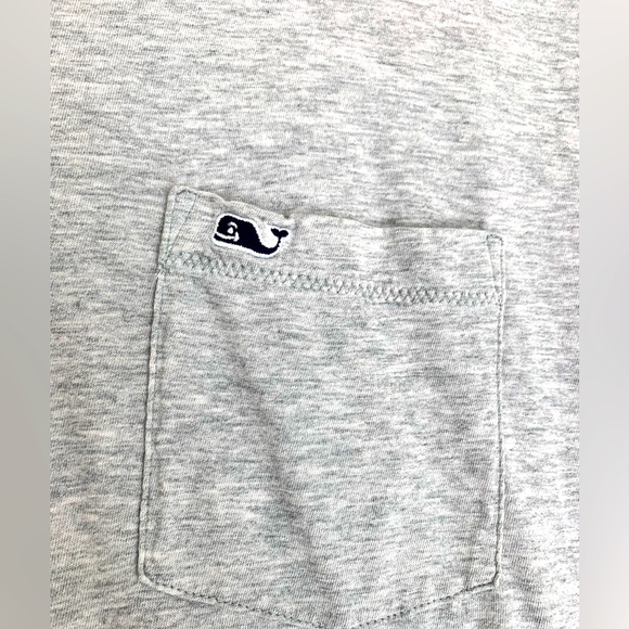 Vineyard Vines~ Mens Logo T Shirt, Short Sleeve, Gray. Large - Picture 2 of 4